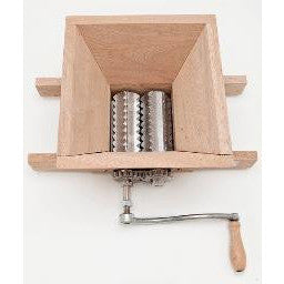 MANUAL WOOD FRUIT CRUSHER